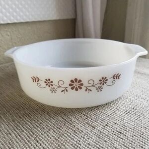Elegant White Baking Dish with Floral Design